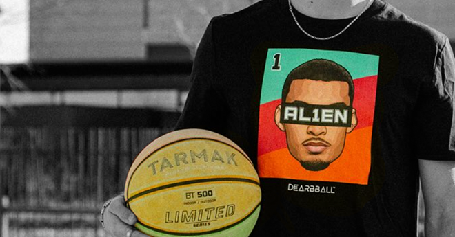 T-shirt Alien